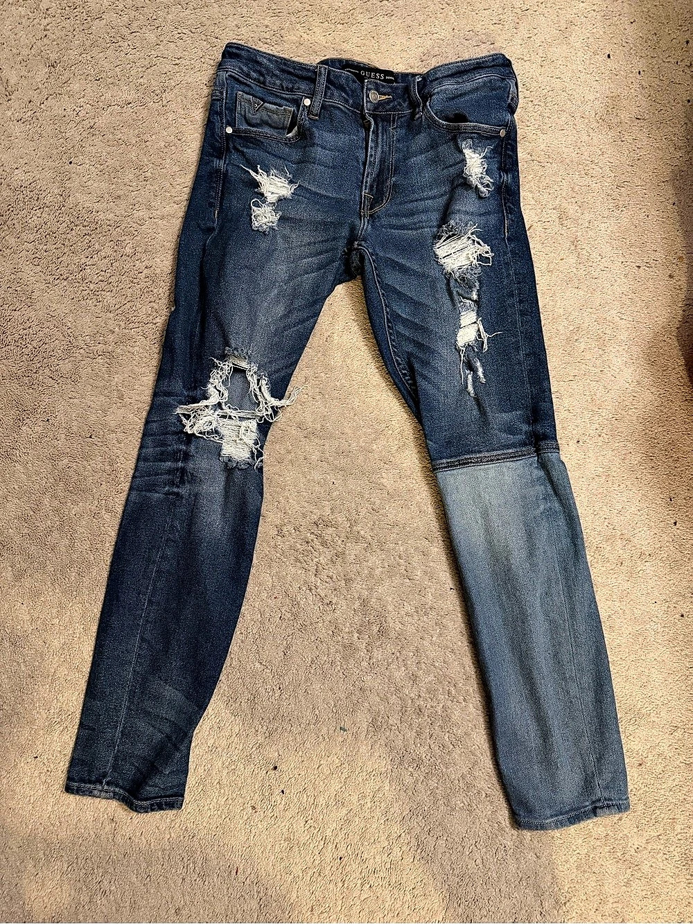GUESS Skinny Distressed Jeans in Blue Waist 31